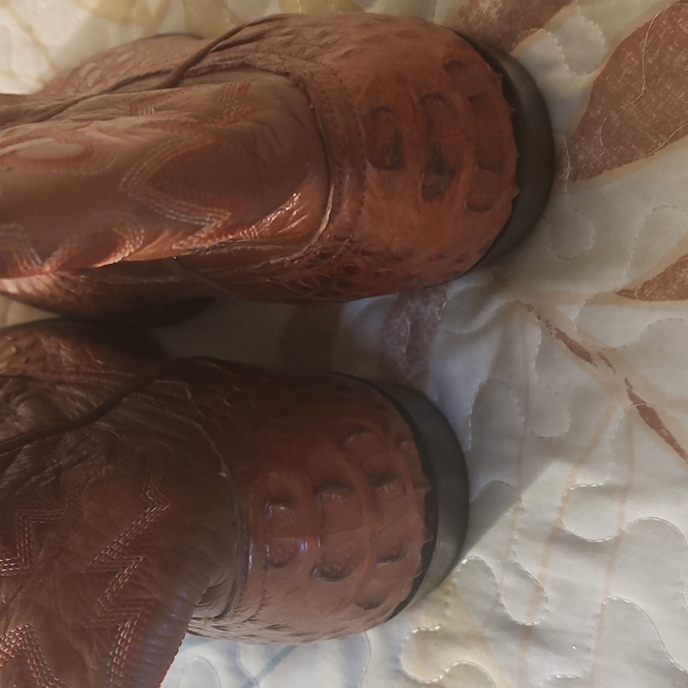 Caiman Boots - image 3